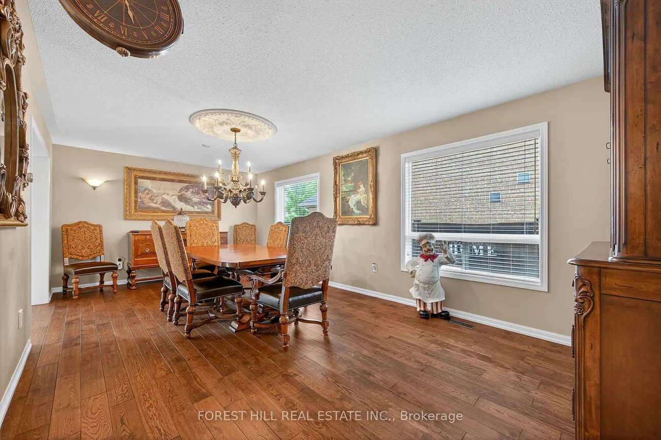 166, Worthington, Oak Ridges Lake Wilcox, Richmond Hill