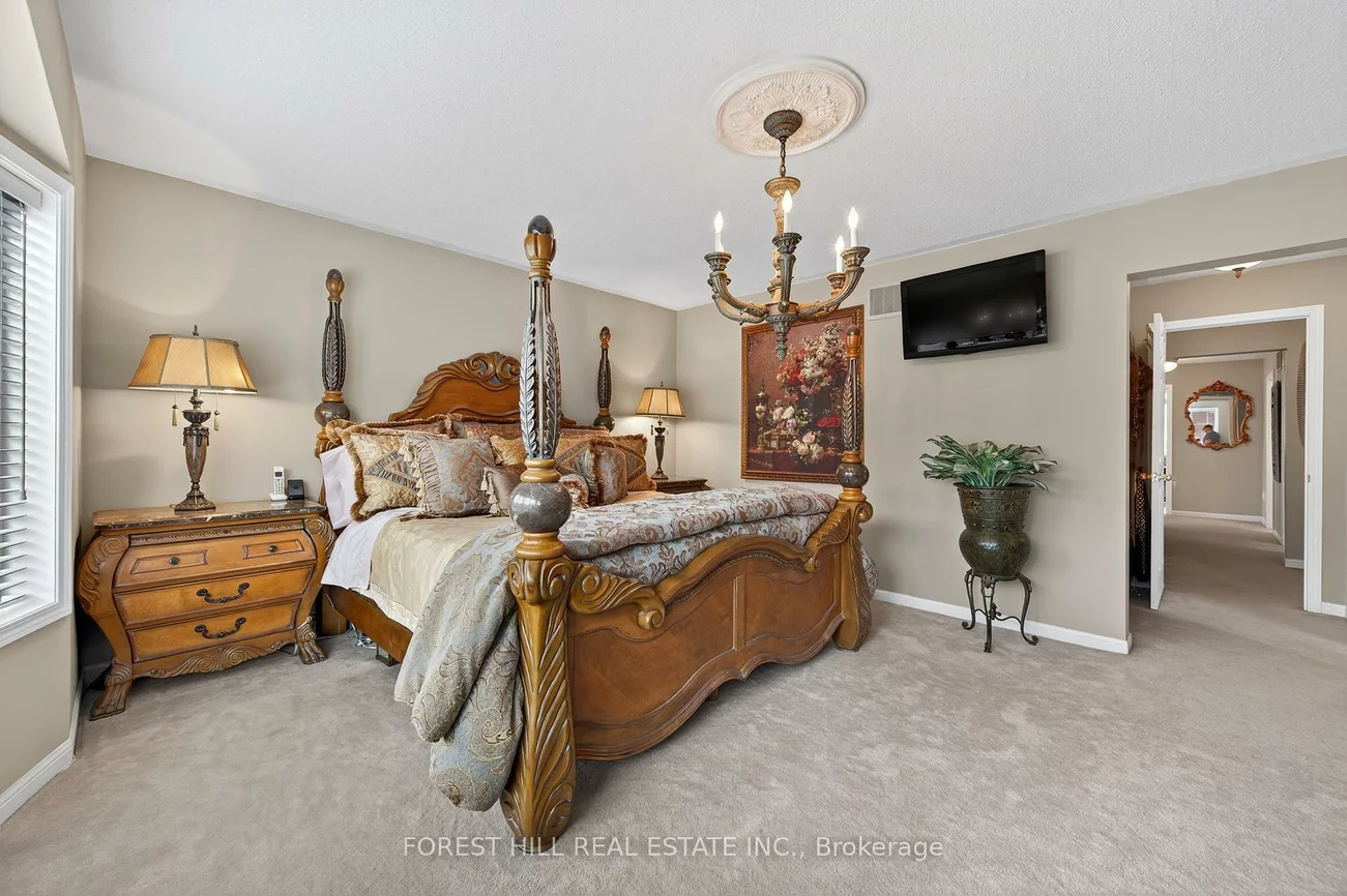 166, Worthington, Oak Ridges Lake Wilcox, Richmond Hill