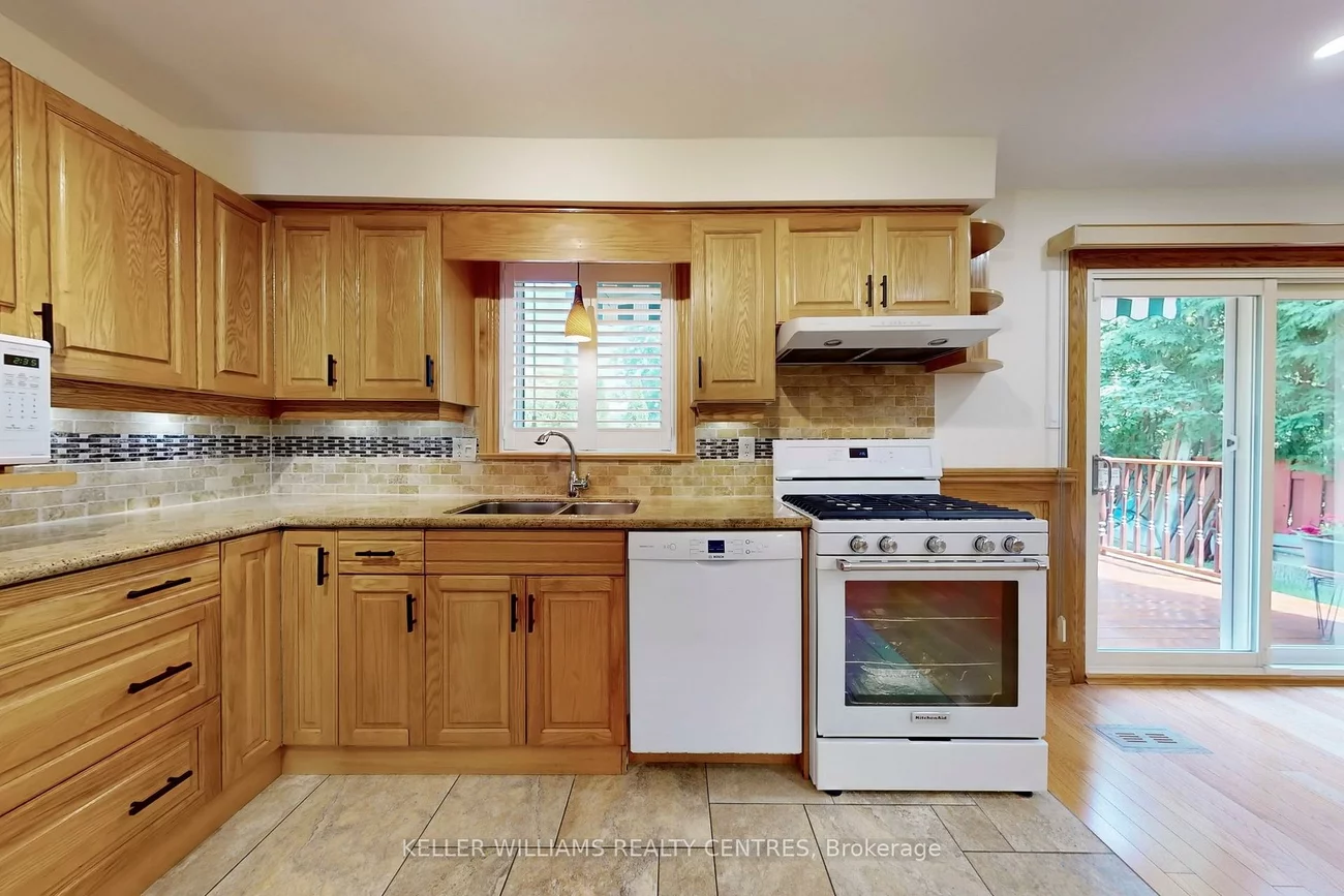 43, Mayvern, North Richvale, Richmond Hill