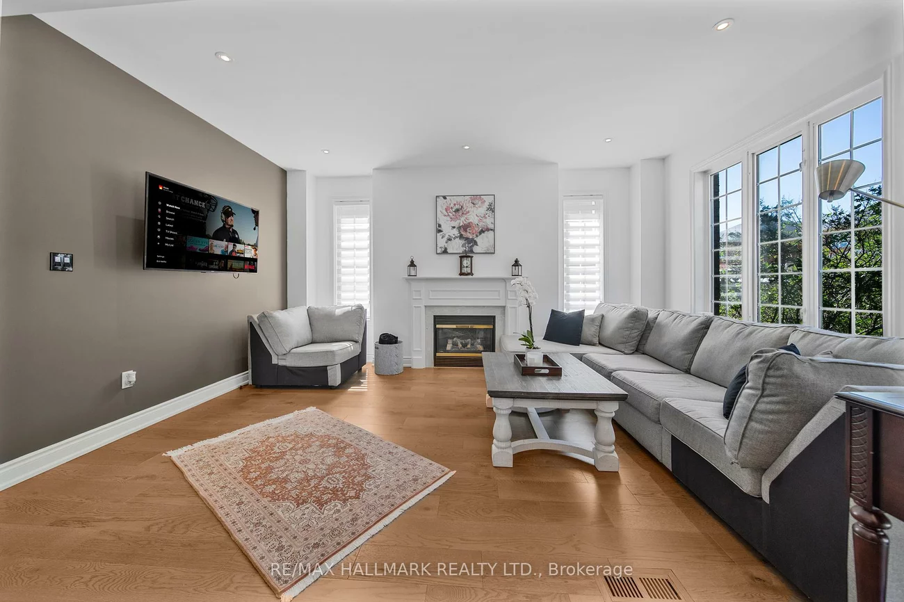 70, Deerwood, Oak Ridges, Richmond Hill