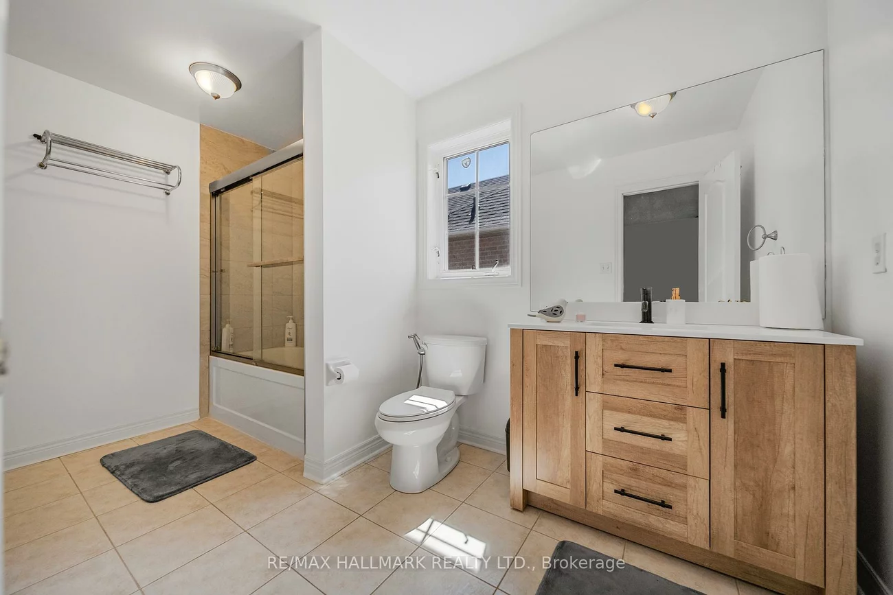 70, Deerwood, Oak Ridges, Richmond Hill