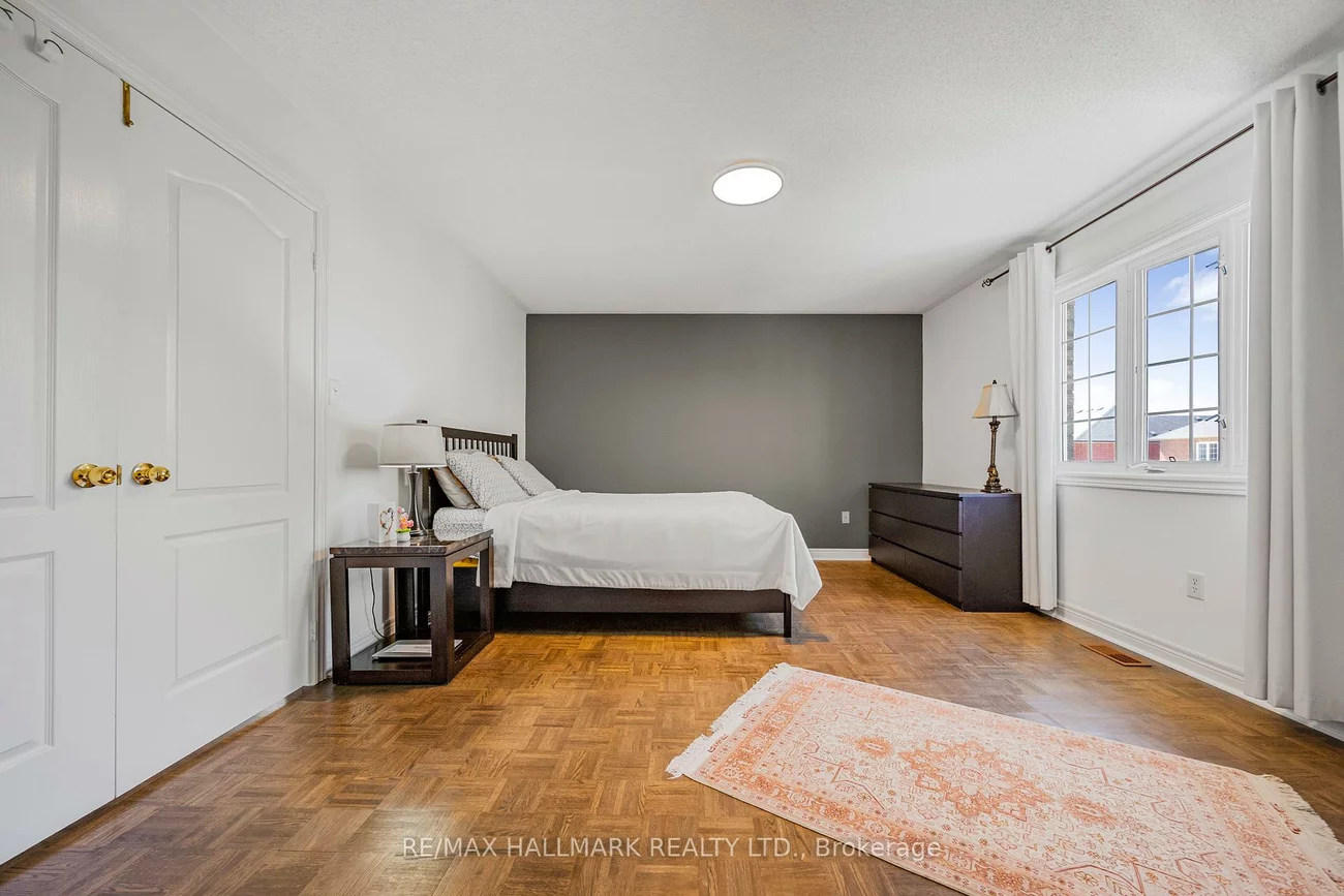 70, Deerwood, Oak Ridges, Richmond Hill