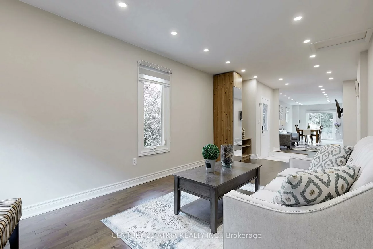 60, Steepleview, North Richvale, Richmond Hill
