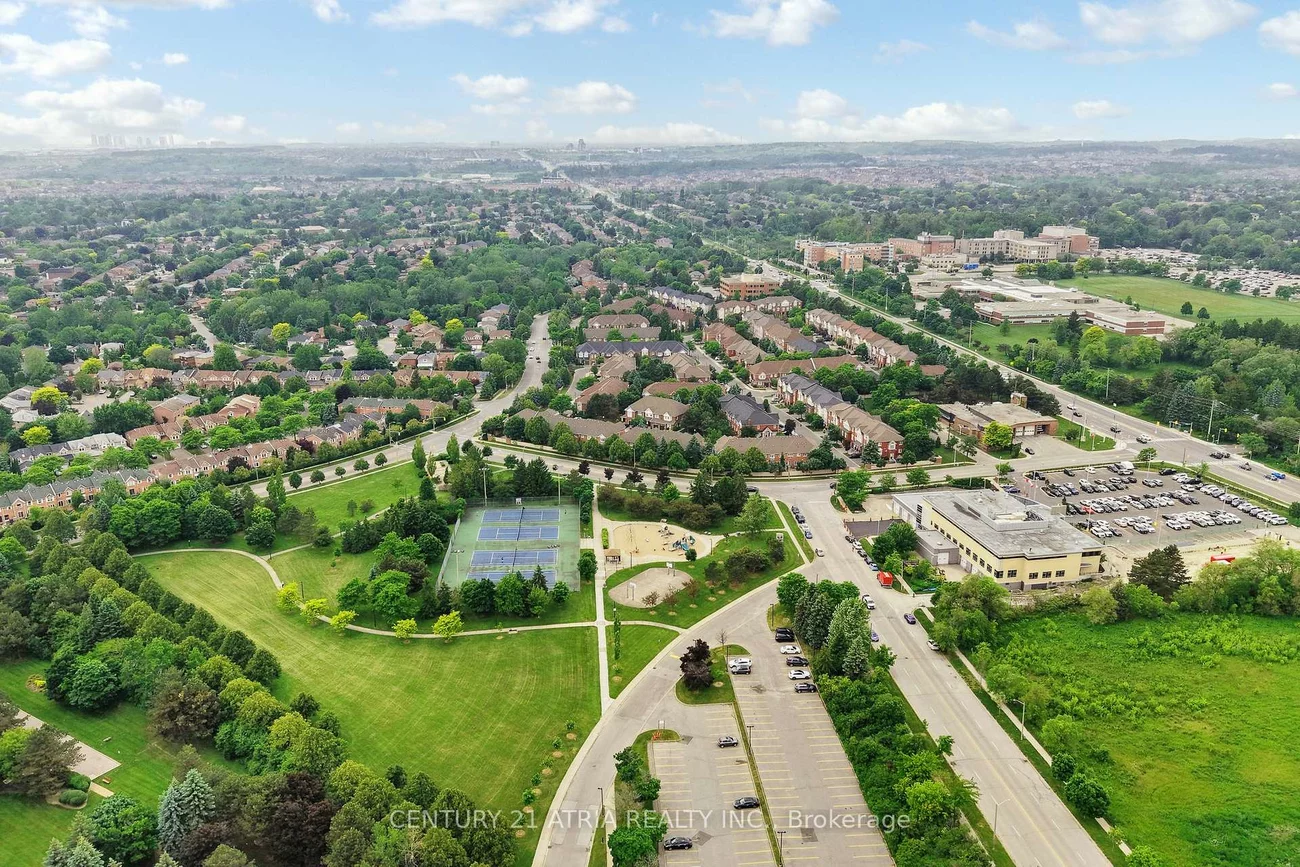 60, Steepleview, North Richvale, Richmond Hill
