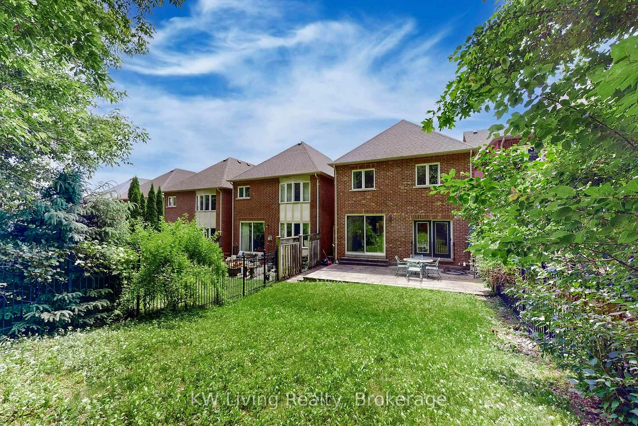 16, Carriage House, Jefferson, Richmond Hill