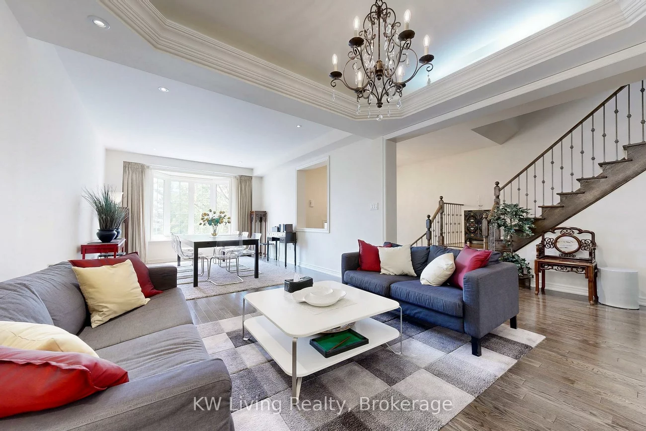 16, Carriage House, Jefferson, Richmond Hill