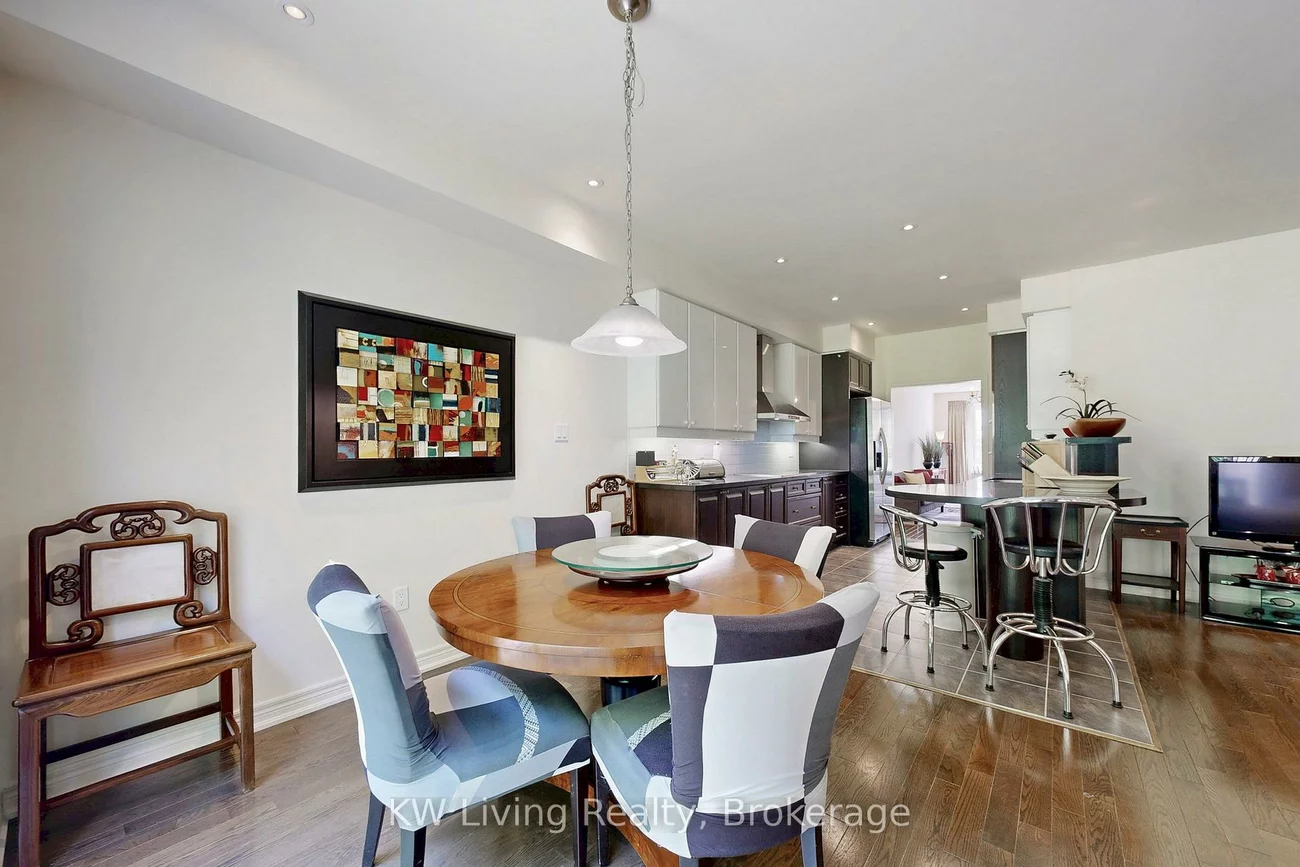 16, Carriage House, Jefferson, Richmond Hill