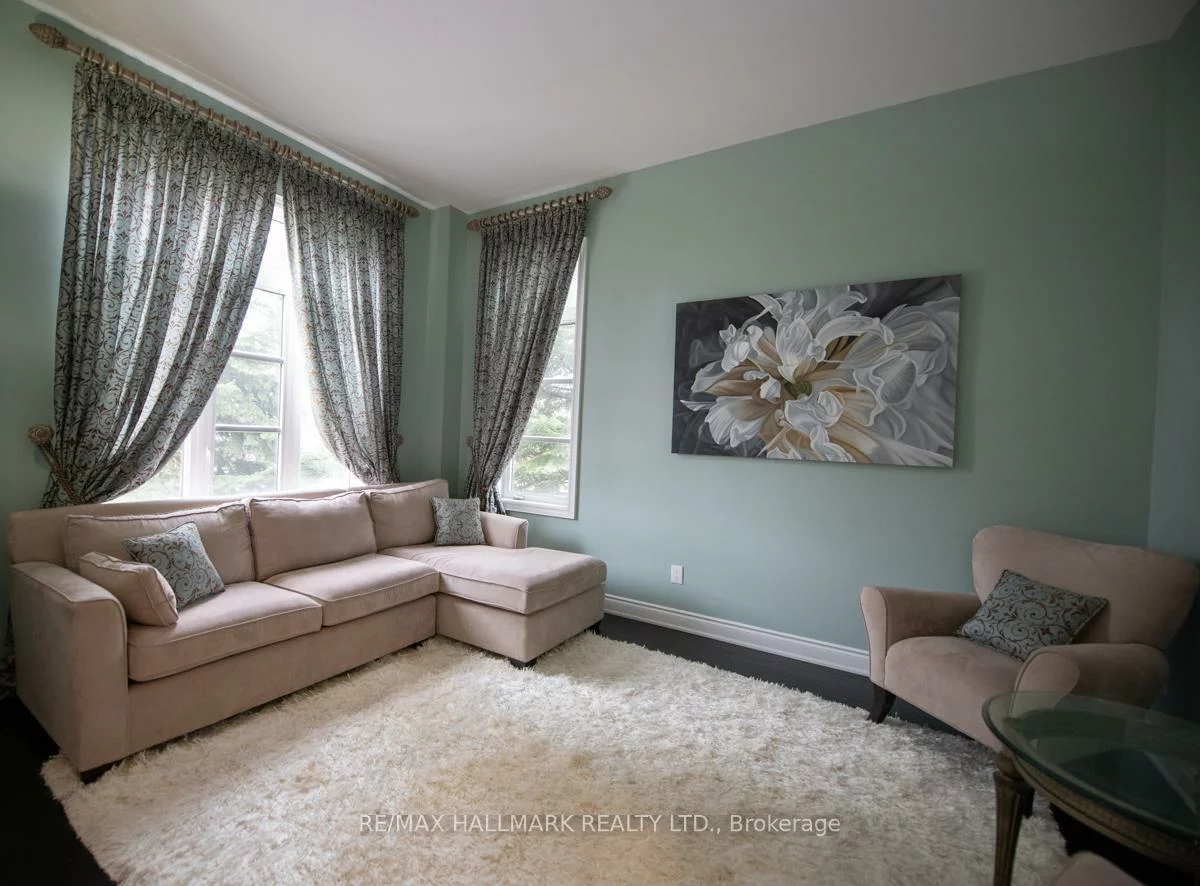 350, Paradelle, Oak Ridges Lake Wilcox, Richmond Hill