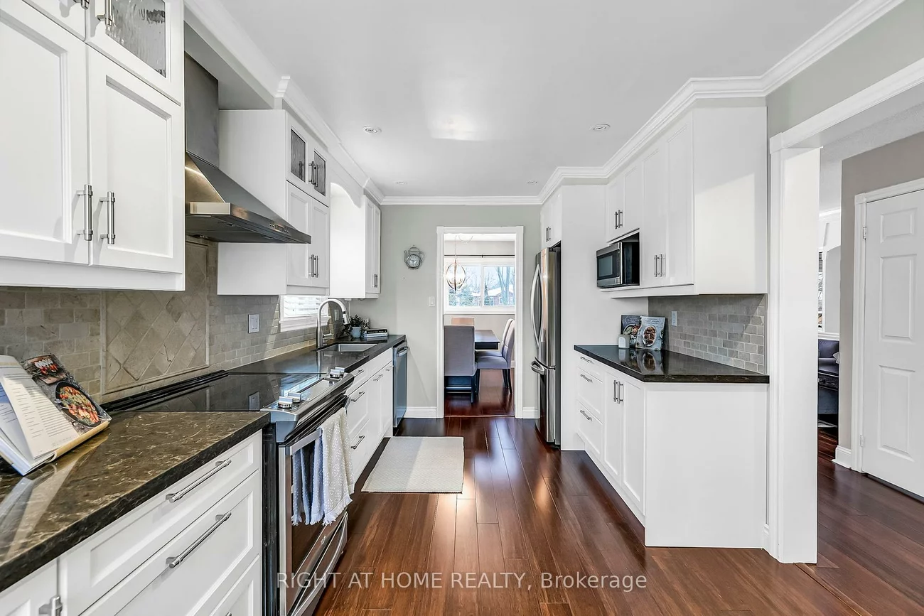 39, Aranka, North Richvale, Richmond Hill