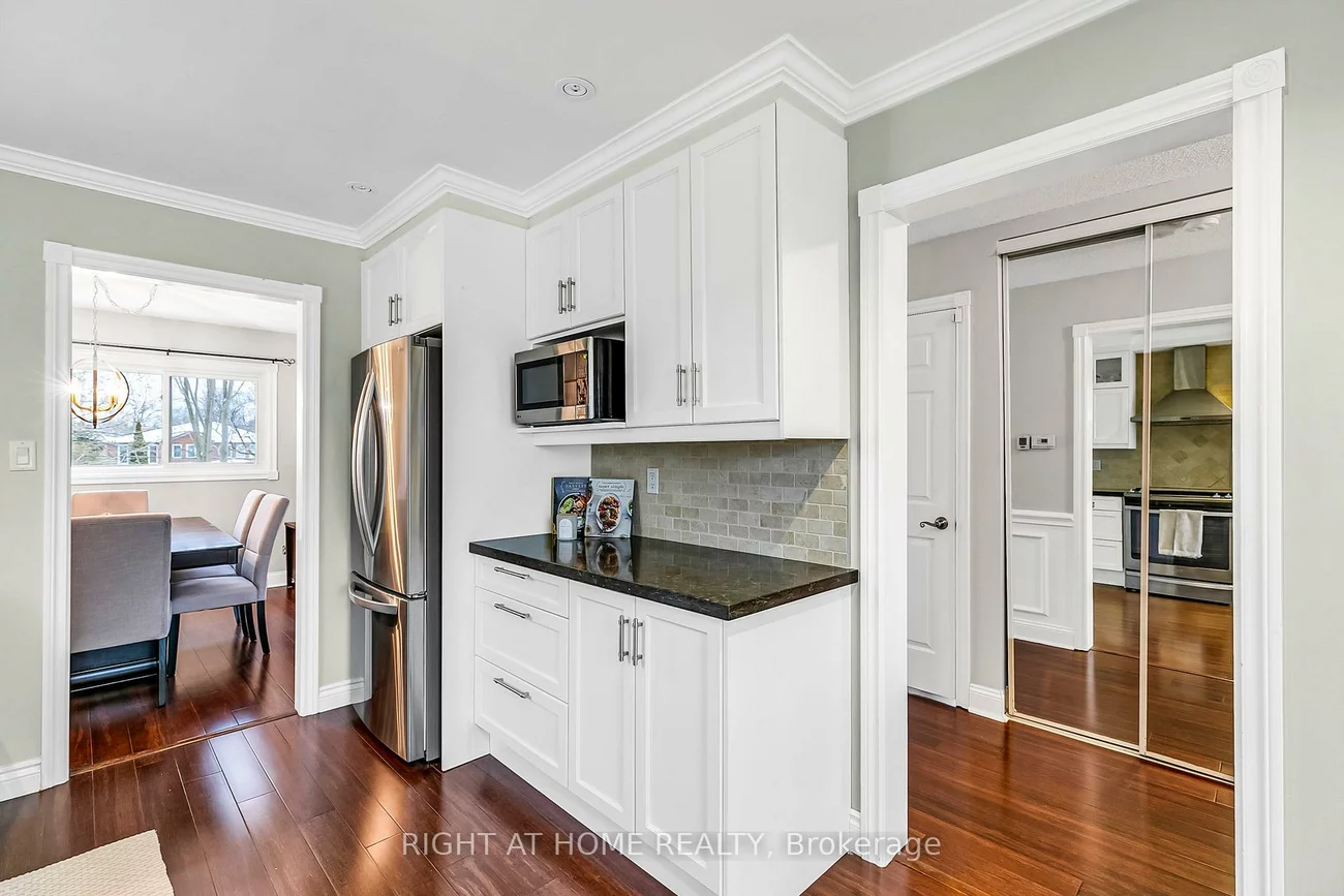 39, Aranka, North Richvale, Richmond Hill