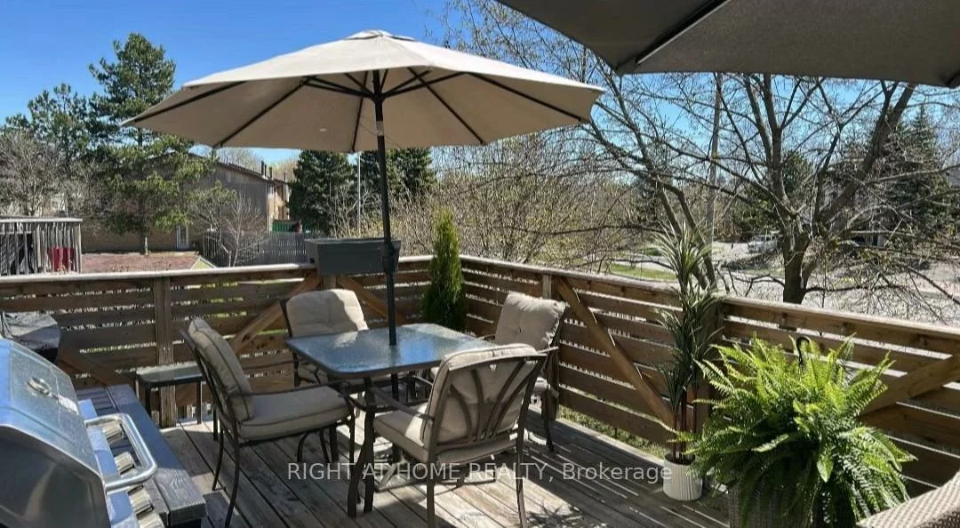 39, Aranka, North Richvale, Richmond Hill