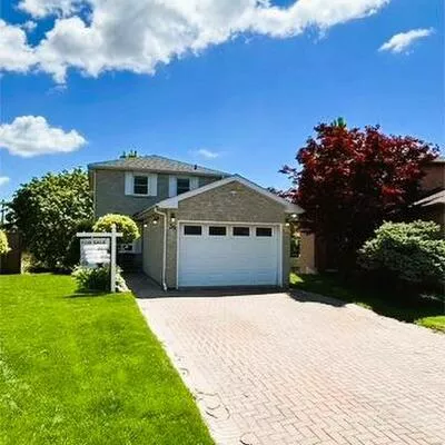 39, Aranka, North Richvale, Richmond Hill