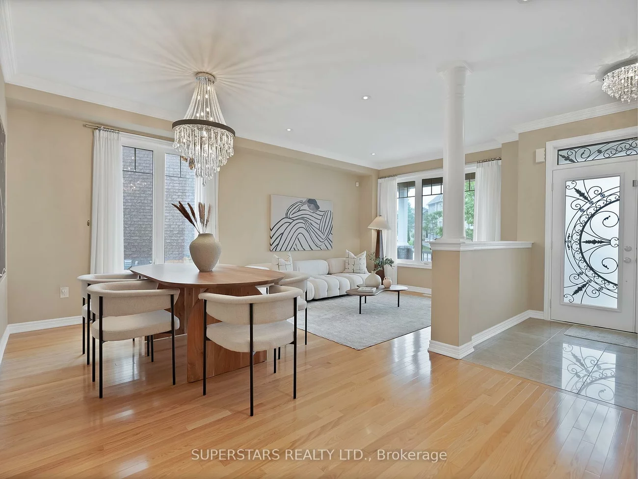 9, Bassview, Jefferson, Richmond Hill