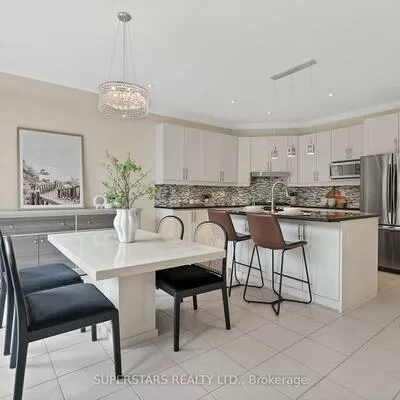 9, Bassview, Jefferson, Richmond Hill