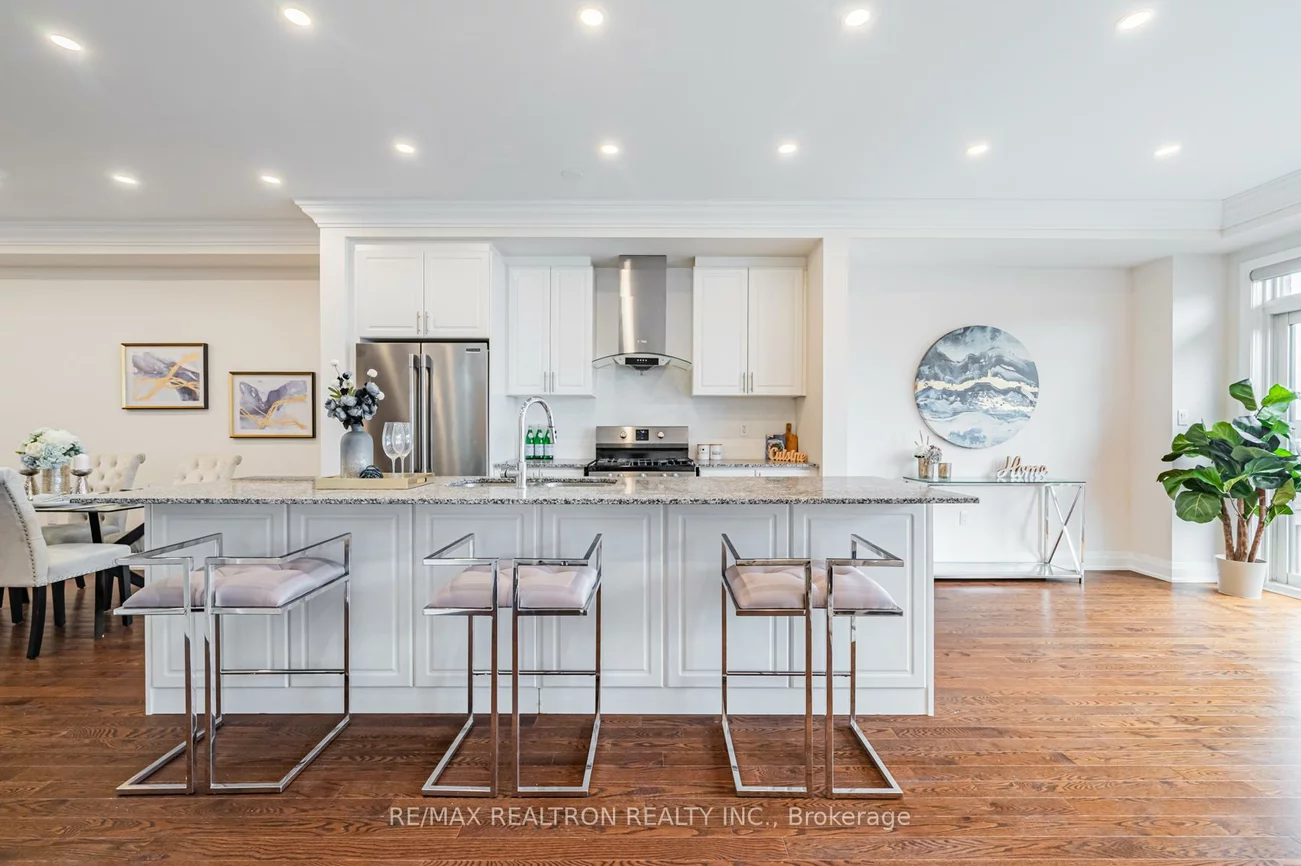 10, Causland, Devonsleigh, Richmond Hill