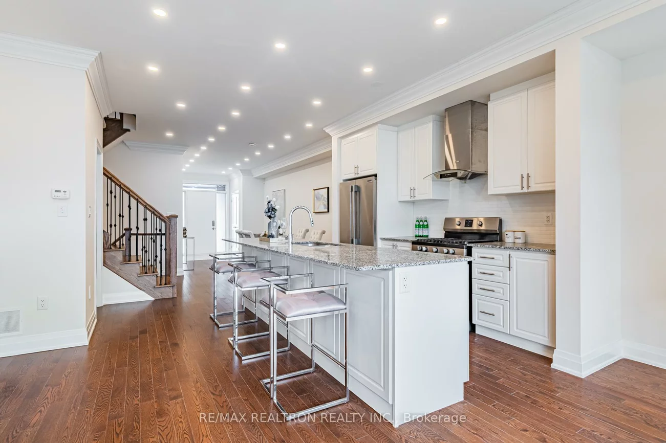 10, Causland, Devonsleigh, Richmond Hill