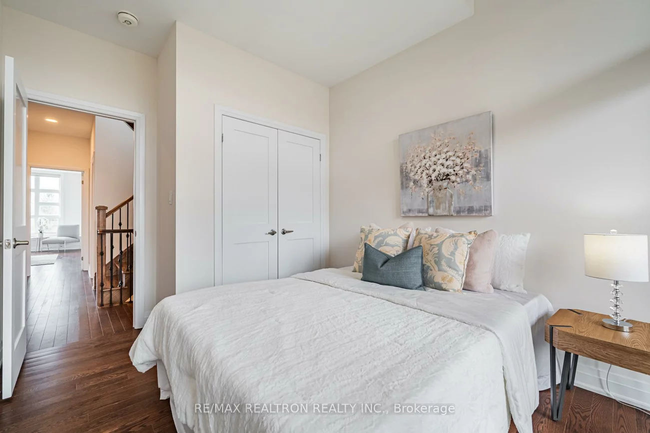 10, Causland, Devonsleigh, Richmond Hill