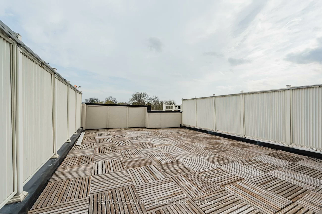 10, Causland, Devonsleigh, Richmond Hill