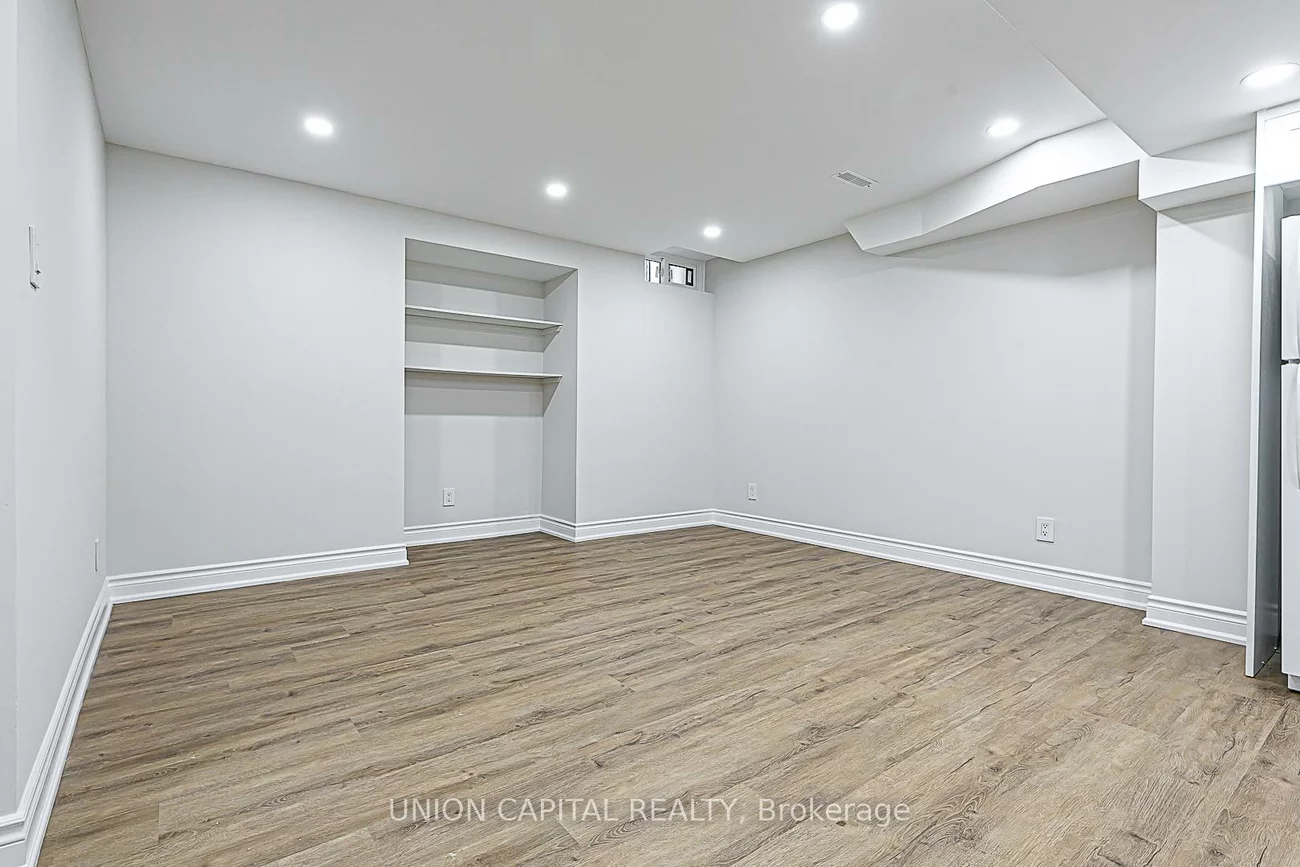11, Newmill, Devonsleigh, Richmond Hill
