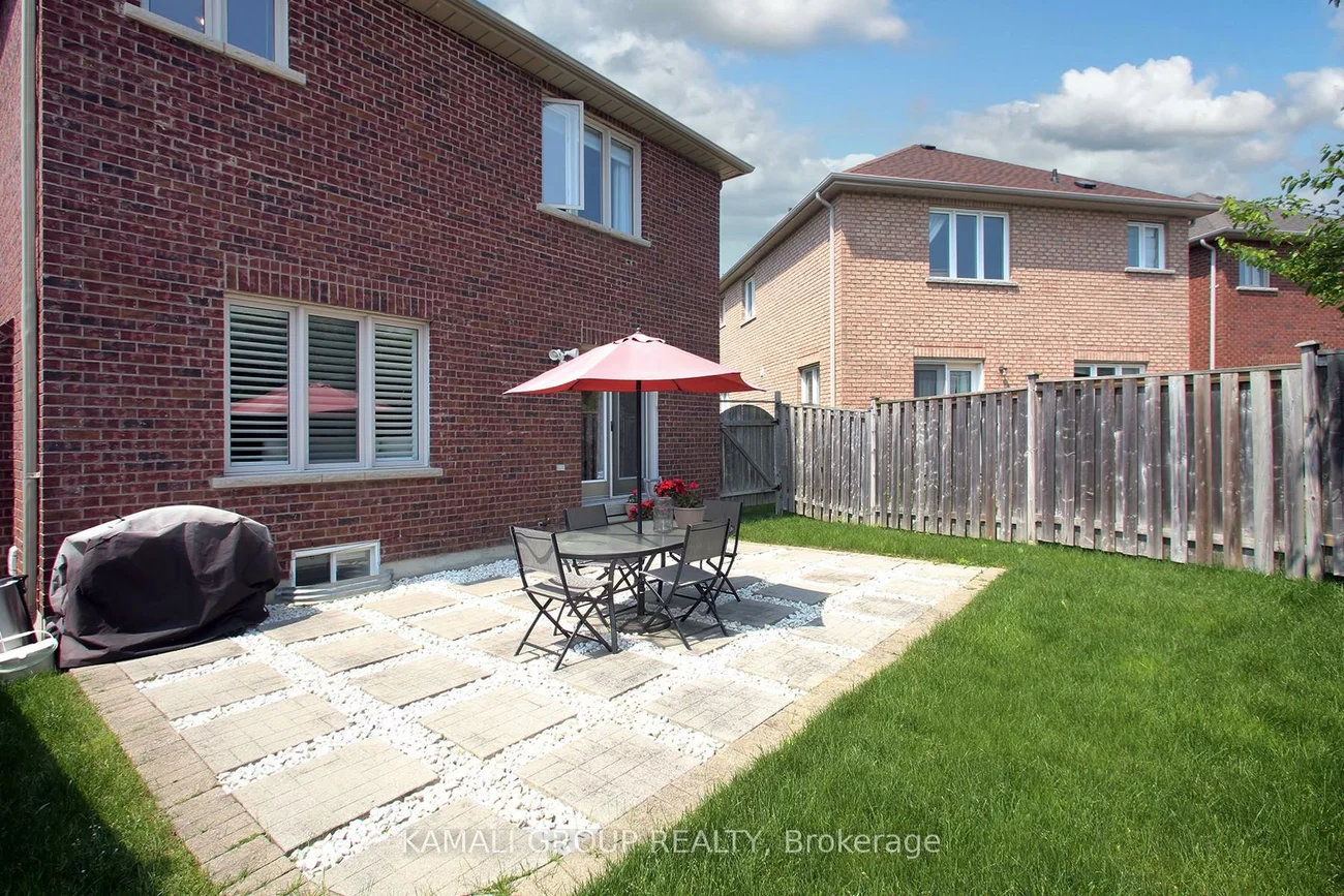 35, Sandy Point, Westbrook, Richmond Hill
