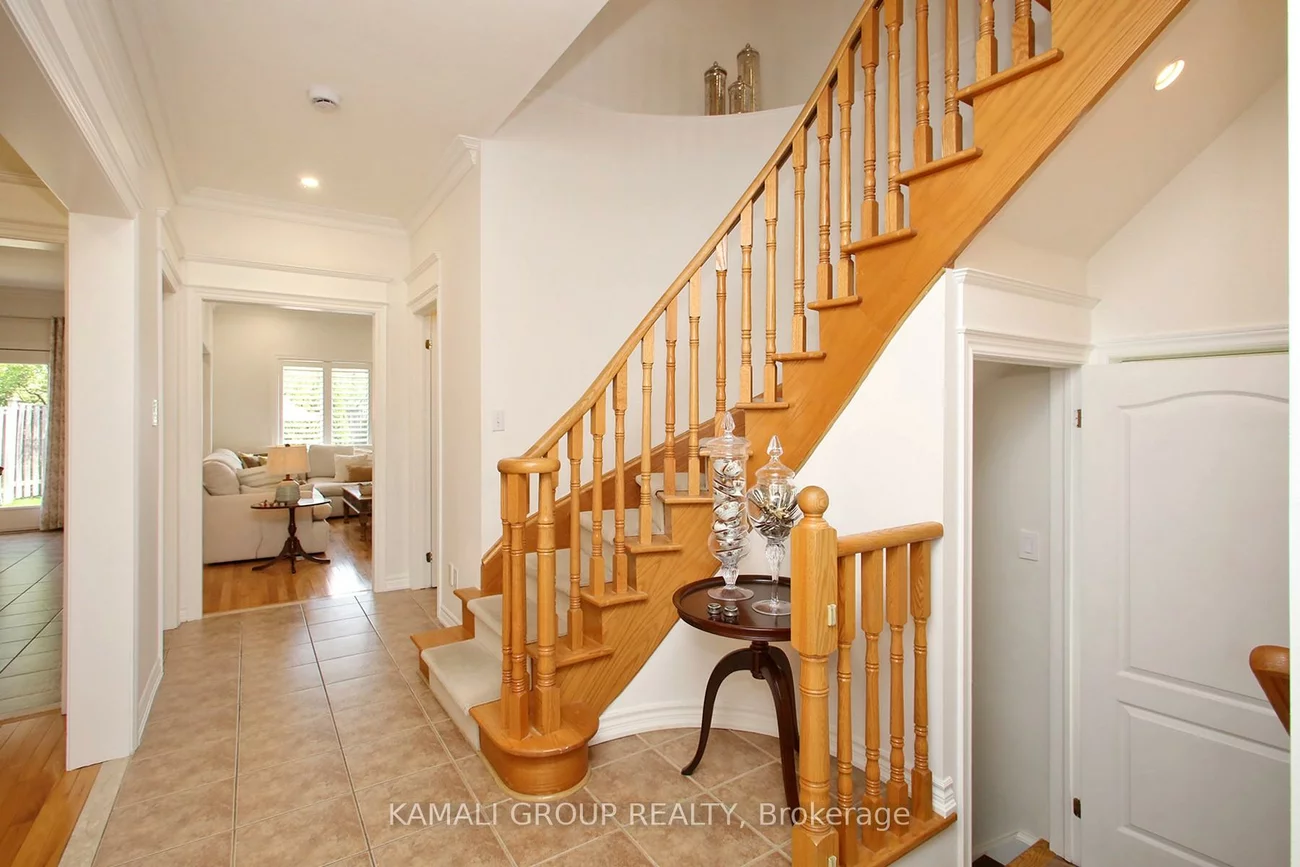 35, Sandy Point, Westbrook, Richmond Hill