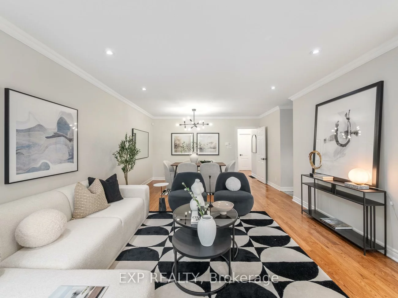 210, Ashlar, Crosby, Richmond Hill
