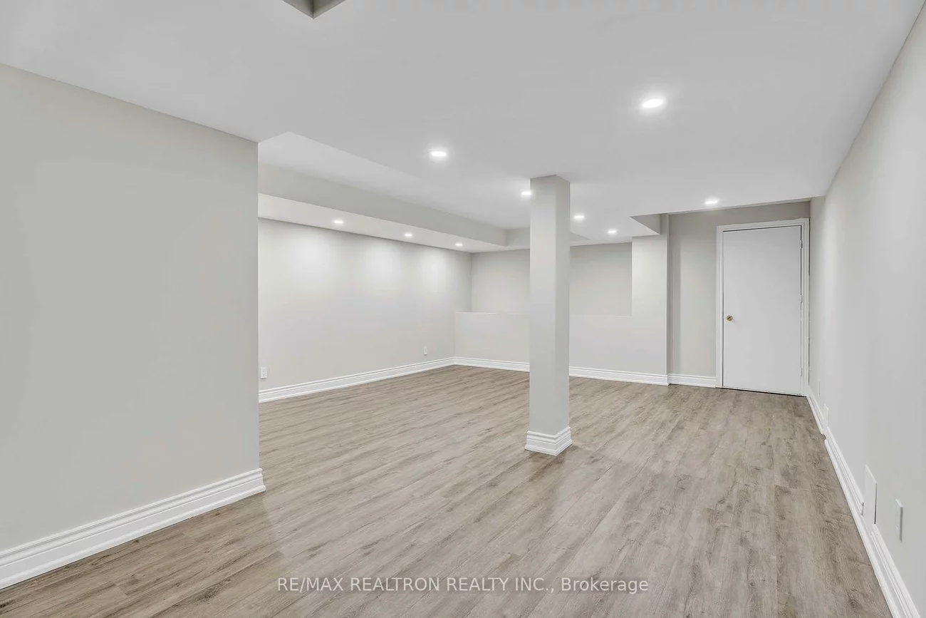 18, Augustine, Oak Ridges, Richmond Hill