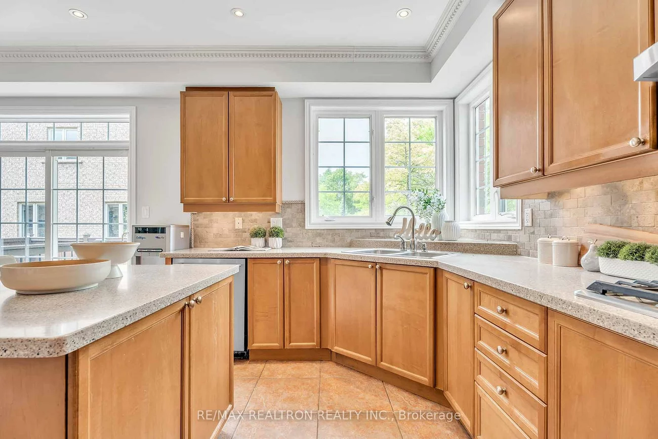 18, Augustine, Oak Ridges, Richmond Hill