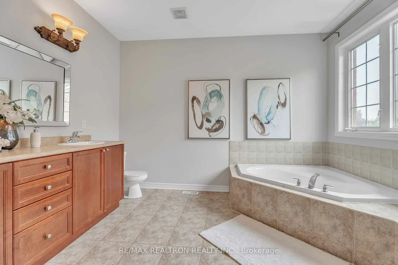 18, Augustine, Oak Ridges, Richmond Hill