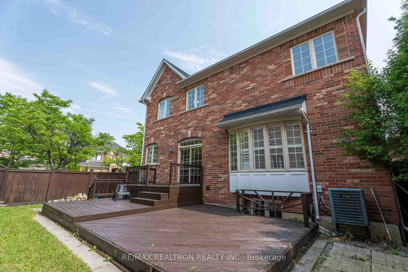 18, Augustine, Oak Ridges, Richmond Hill