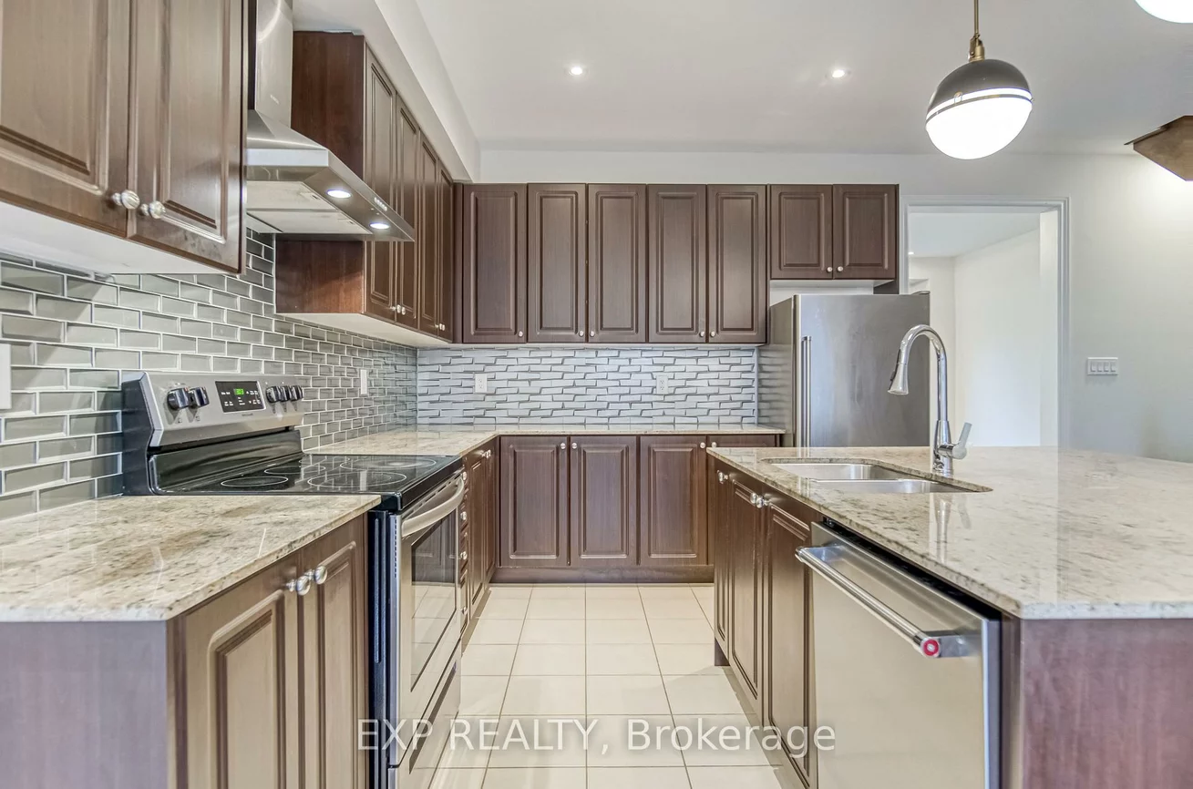 8, Deep River, Westbrook, Richmond Hill