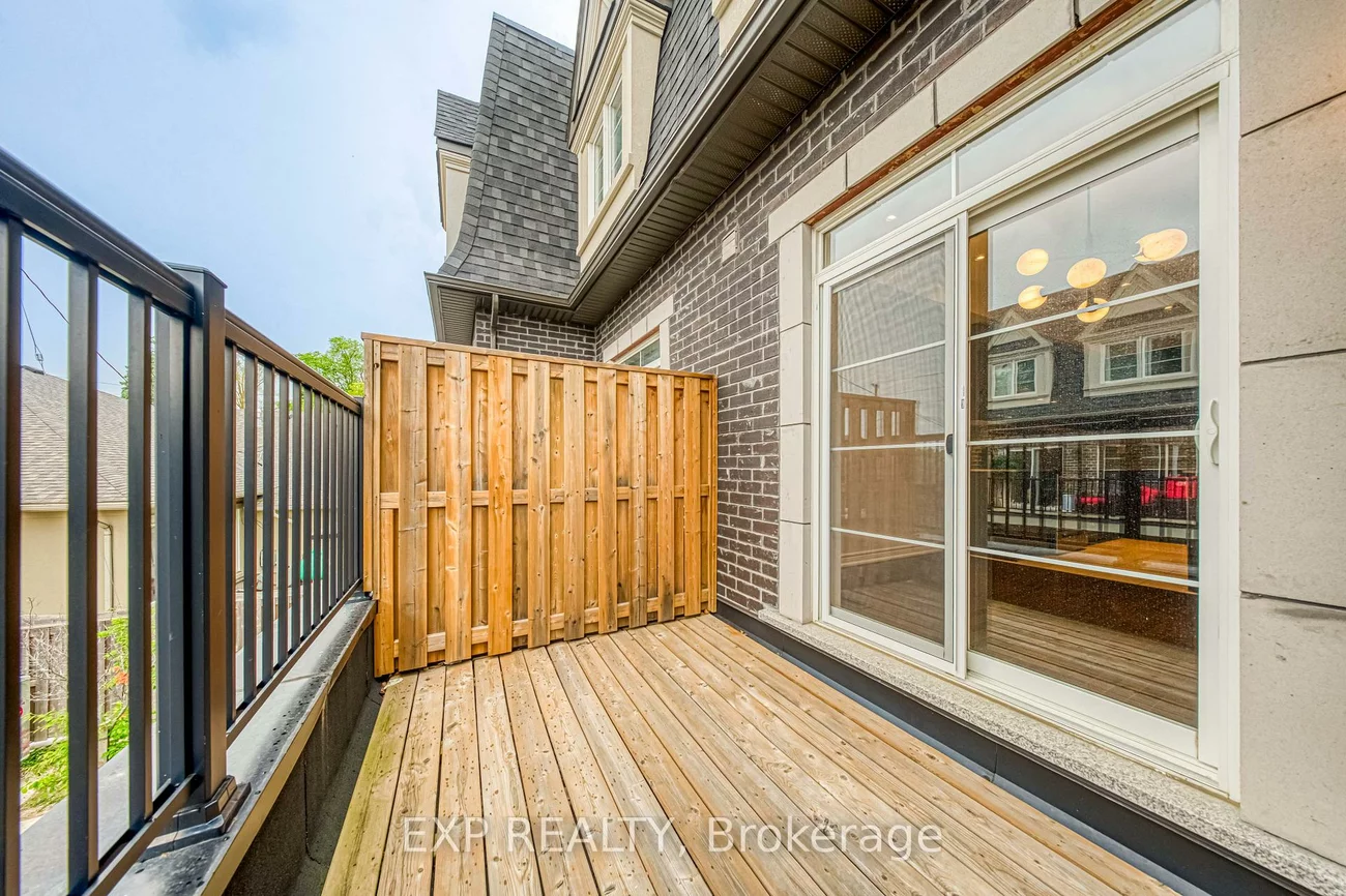 8, Deep River, Westbrook, Richmond Hill