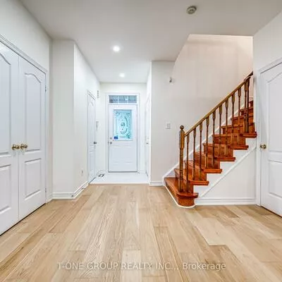 99, Angelica, Rouge Woods, Richmond Hill