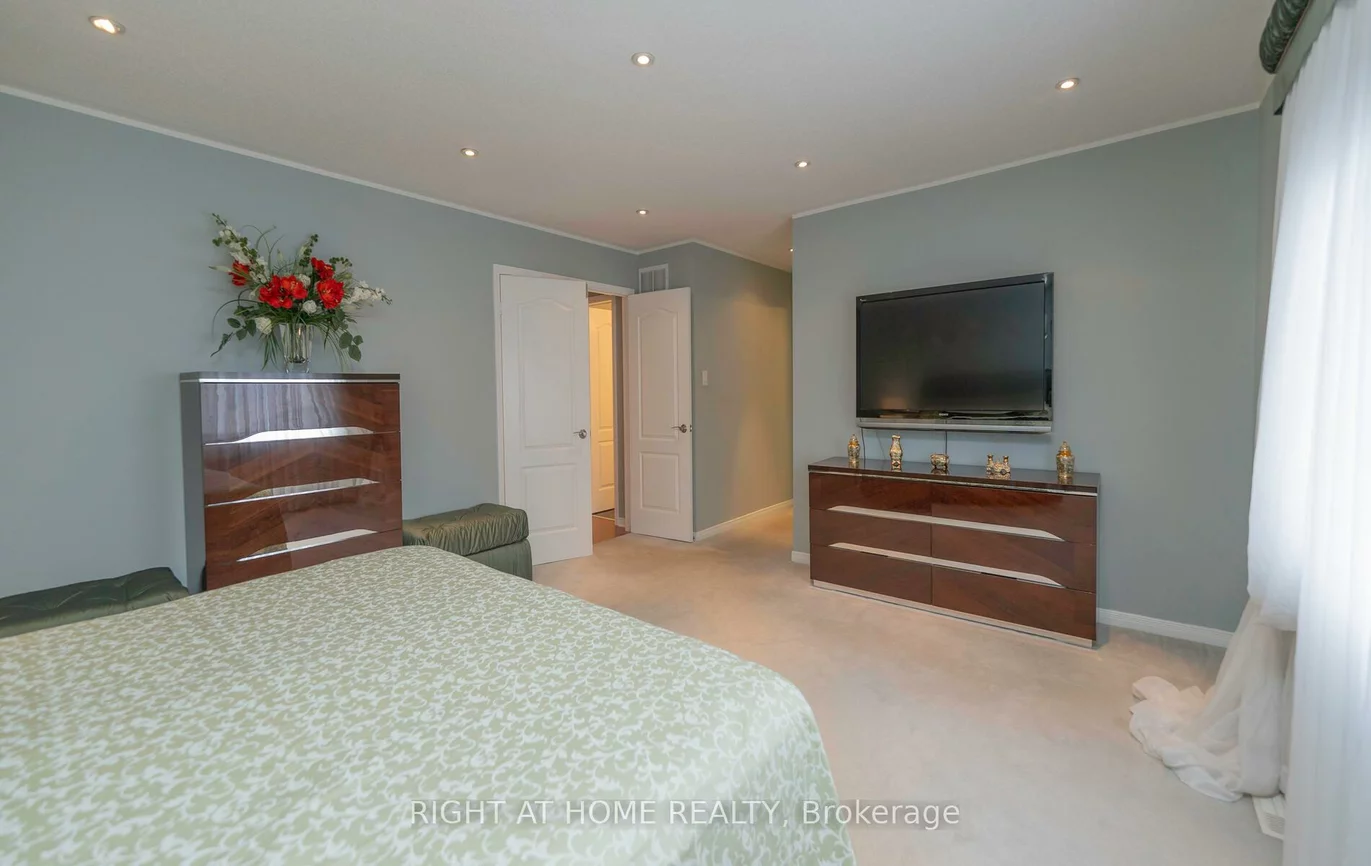 84, Verdi, Oak Ridges, Richmond Hill