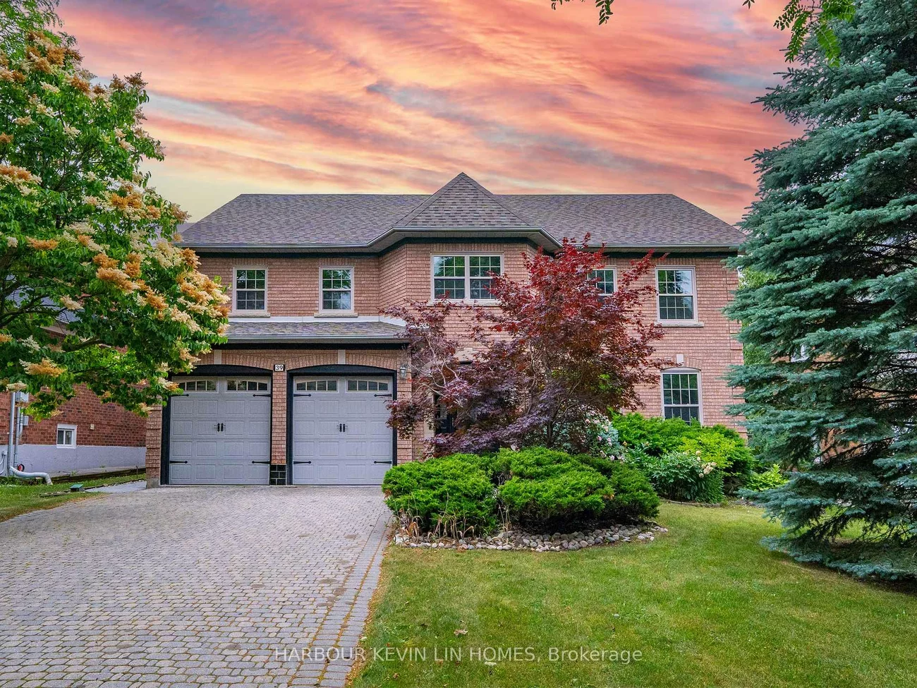 39, Montclair, Bayview Hill, Richmond Hill