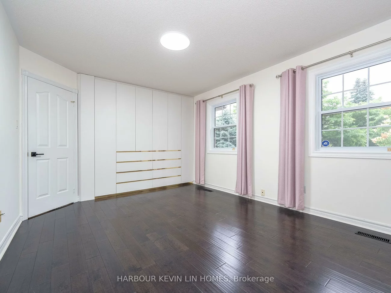 39, Montclair, Bayview Hill, Richmond Hill