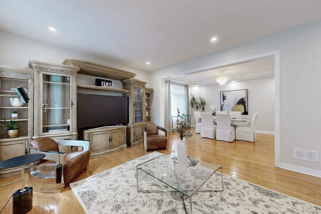 14, Marble Bridge, Jefferson, Richmond Hill