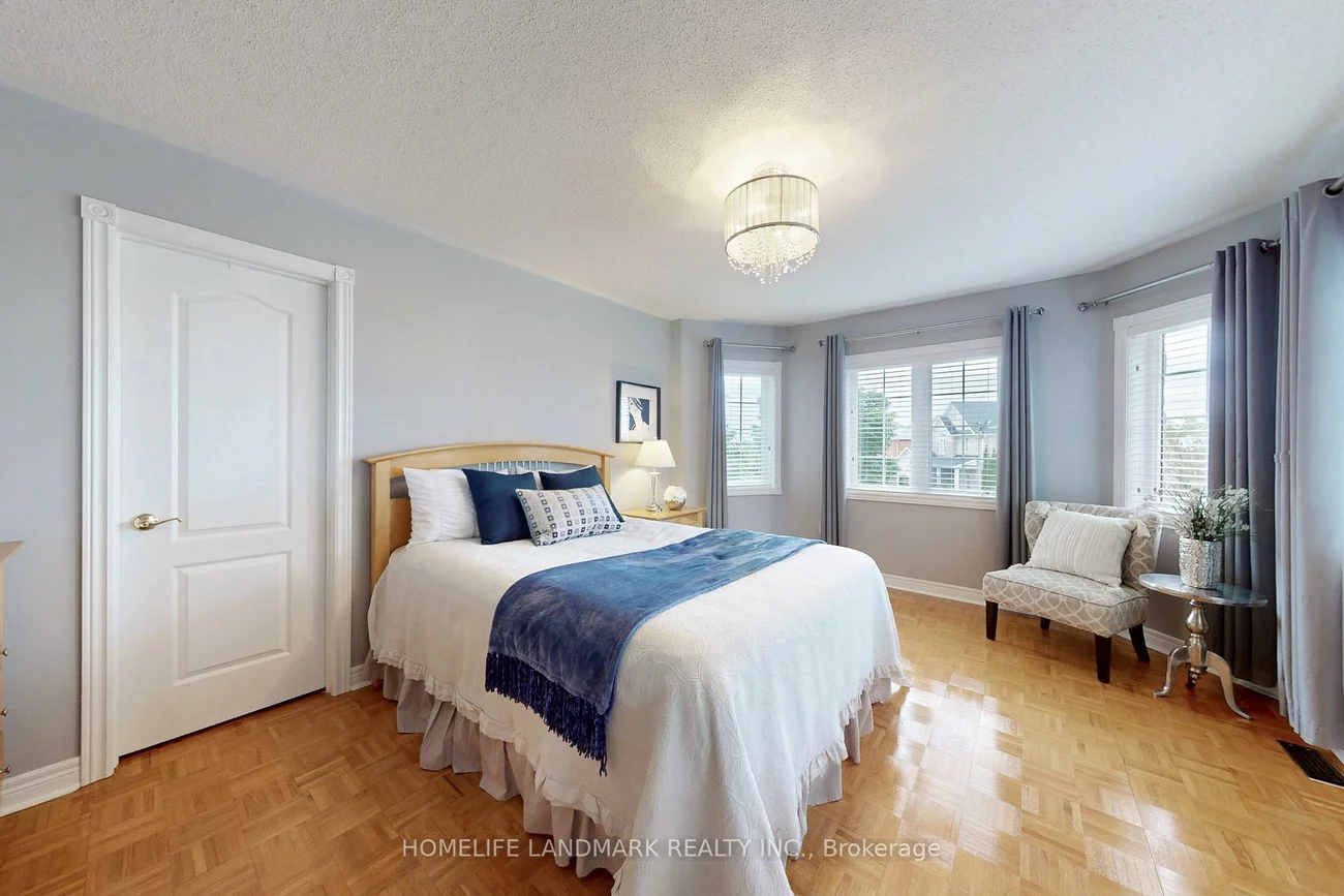 14, Marble Bridge, Jefferson, Richmond Hill