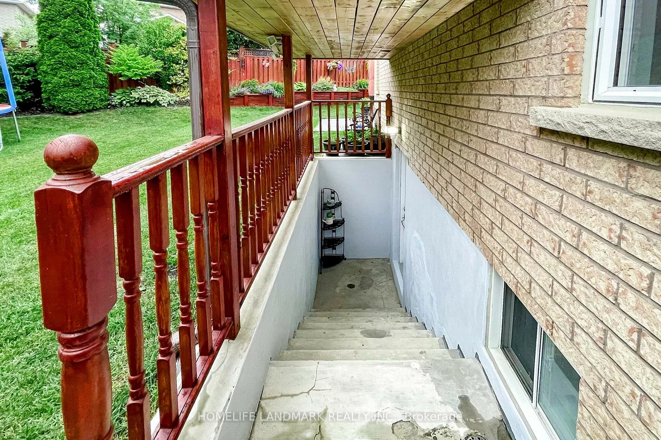14, Marble Bridge, Jefferson, Richmond Hill