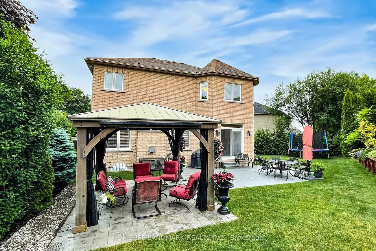 14, Marble Bridge, Jefferson, Richmond Hill