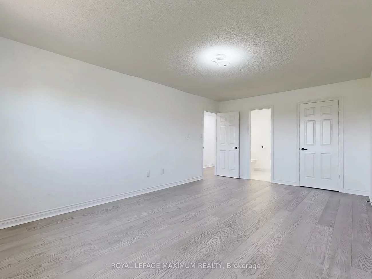 22 A, Waltham, Doncrest, Richmond Hill