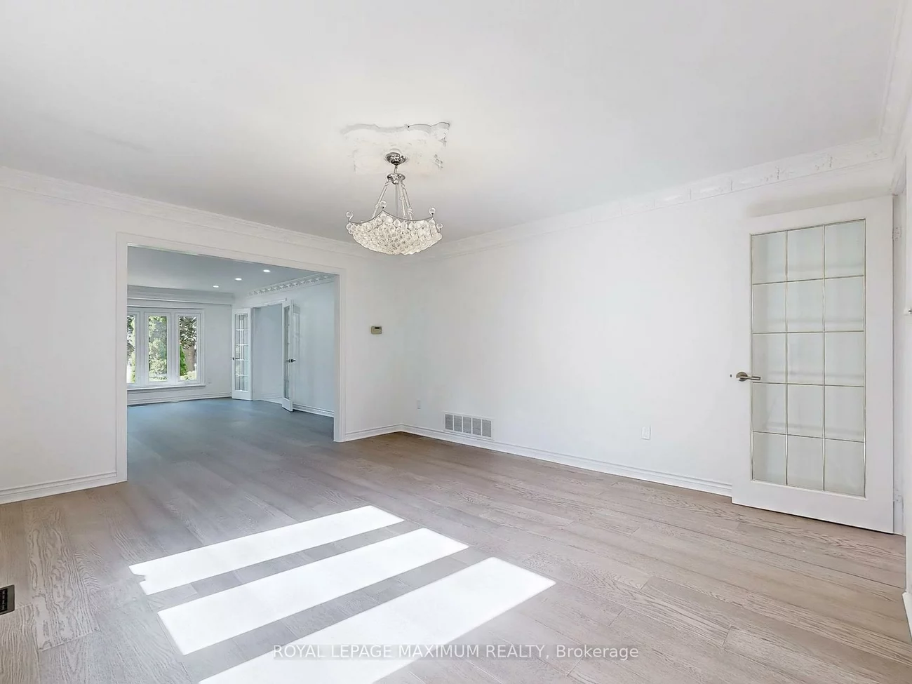 22 A, Waltham, Doncrest, Richmond Hill
