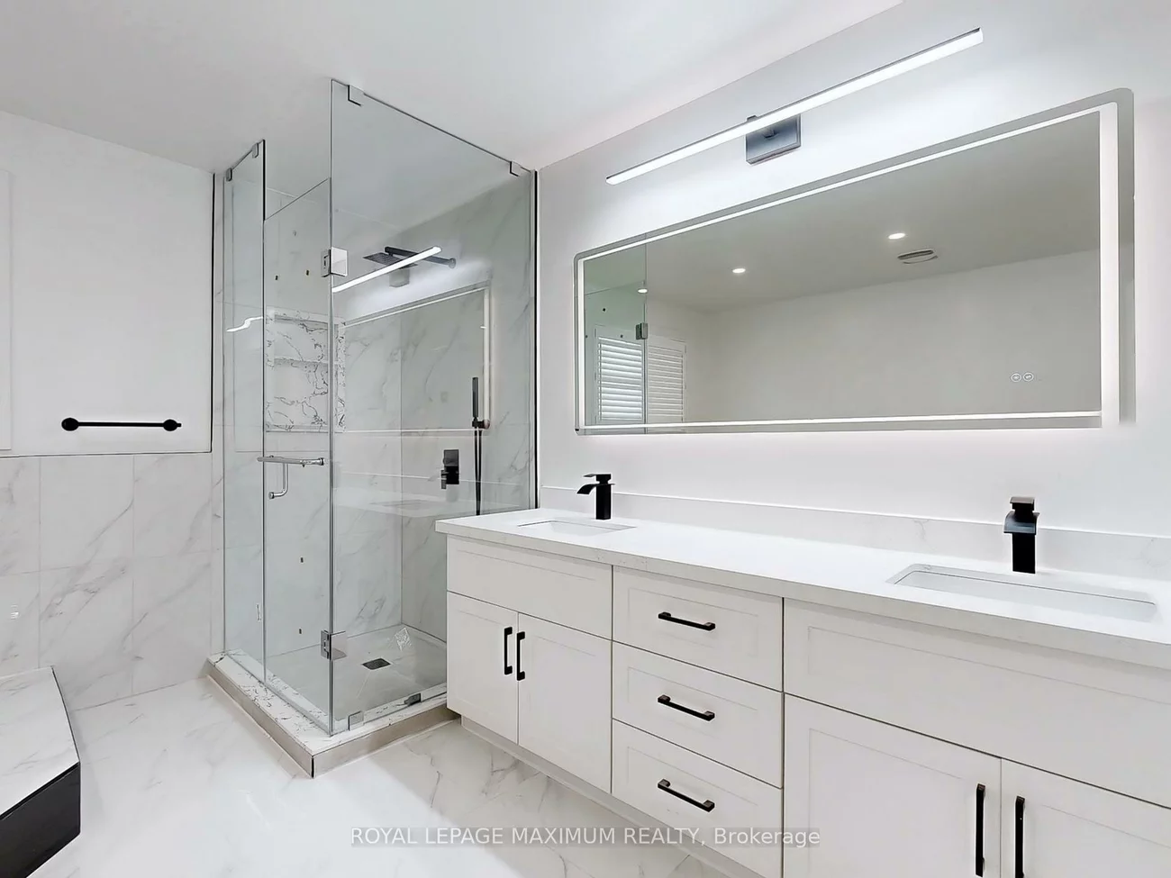 22 A, Waltham, Doncrest, Richmond Hill
