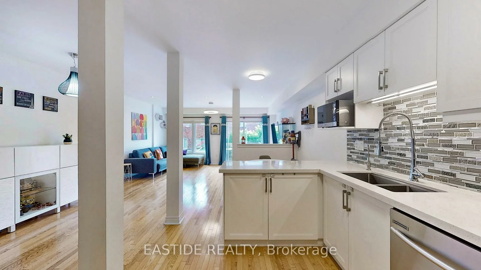15, Christephen, Rouge Woods, Richmond Hill