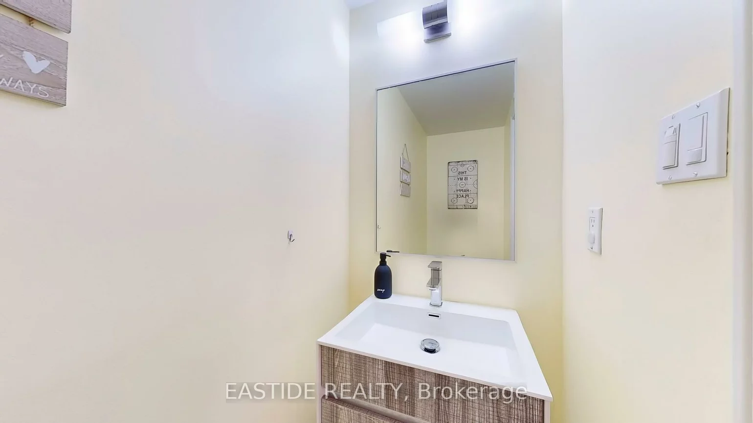 15, Christephen, Rouge Woods, Richmond Hill