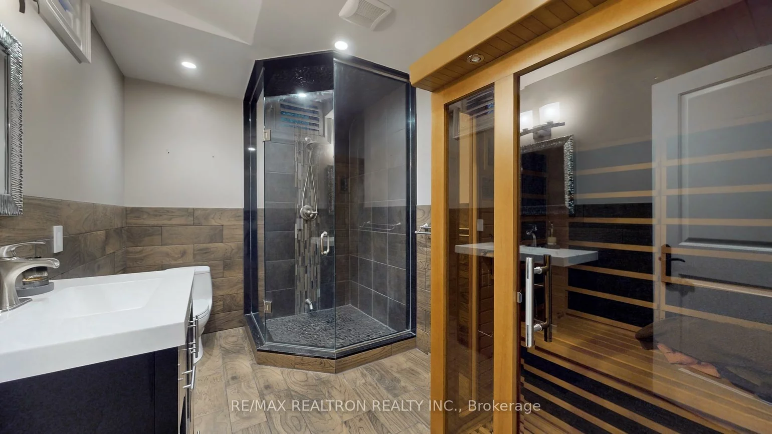 46A, Puccini, Oak Ridges, Richmond Hill