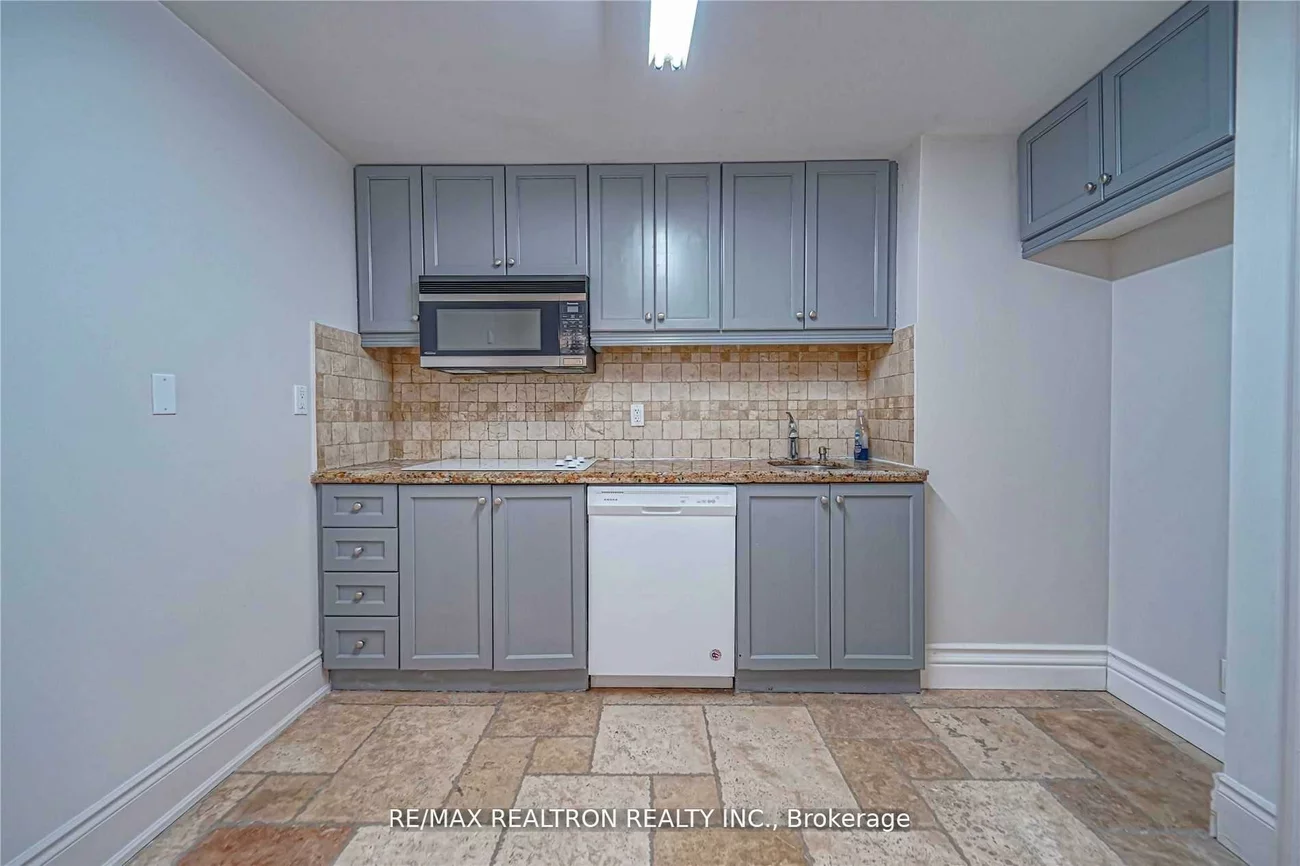 83, Elm, Langstaff, Richmond Hill