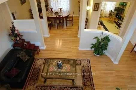 142, Redstone, Rouge Woods, Richmond Hill