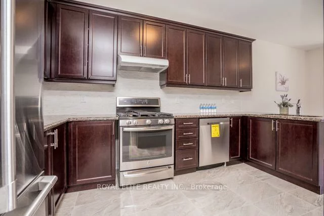 24, Sundew, Oak Ridges Lake Wilcox, Richmond Hill