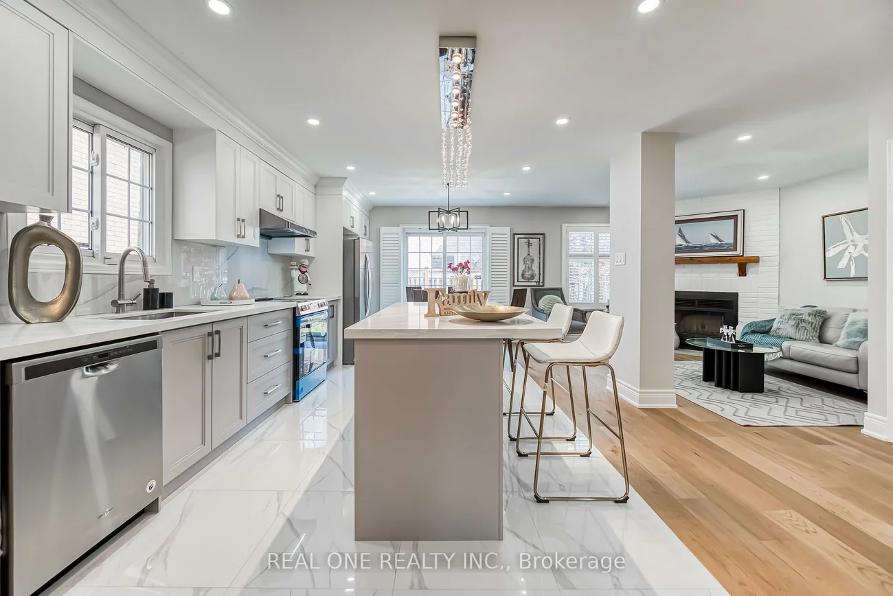 10, Squire, Devonsleigh, Richmond Hill